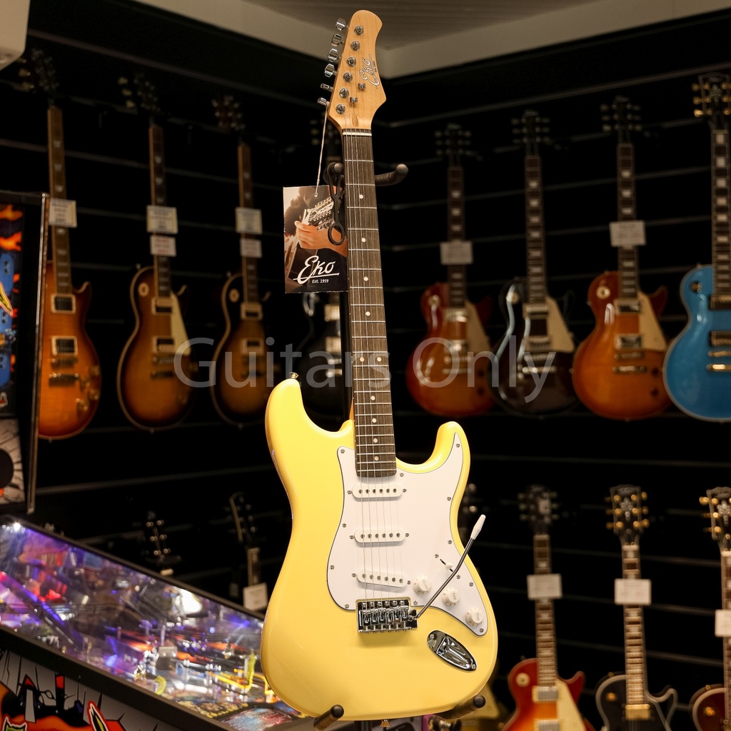 EKO S300CRM Strat Metallic Cream