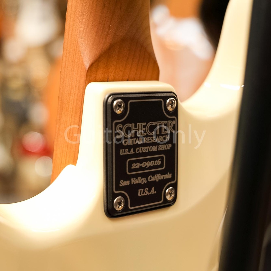 Schecter USA Custom Wembley II Traditional, Transparent Blonde