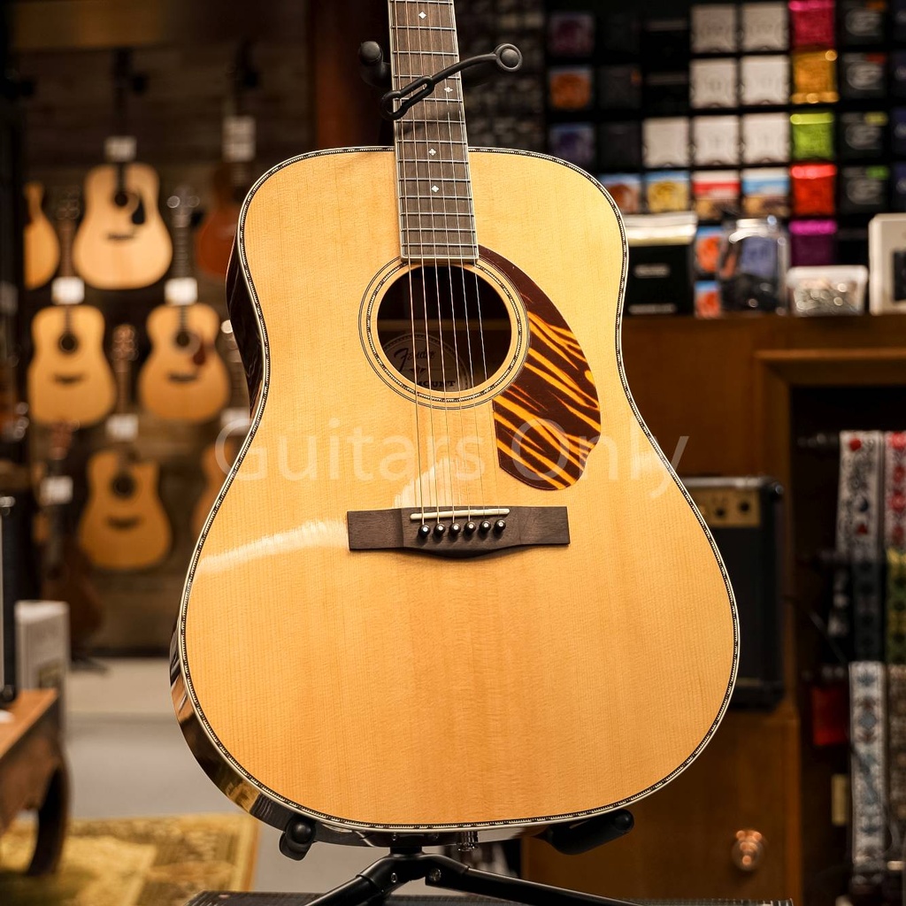 Fender FSR PD-220E All Solid Dreadnought, Aged Natural, With Case