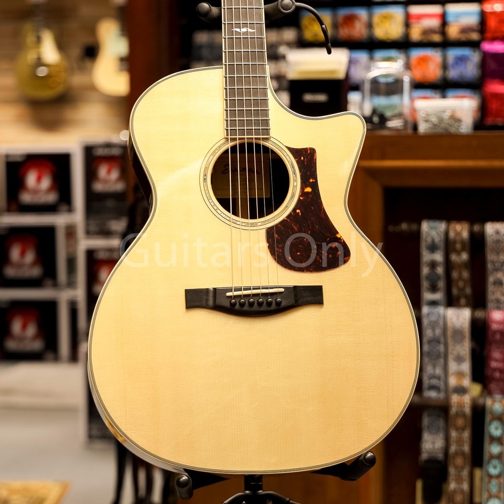 Eastman AC422CE Natural