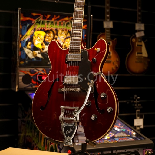 [Starfire V w/ Guild Vibrato Tailpiece CHR W/C] Guild Starfire V Cherry - with case