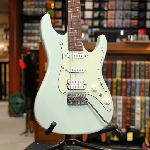 Ibanez AZES40 MGR