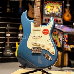 [037-4010-502] Squier Classic Vibe '60S Stratocaster Laurel Fingerboard, Lake Placid Blue