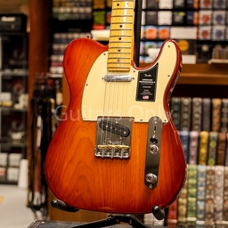 [011-3942-747] Fender American Professional II Telecaster, Maple Fingerboard, Sienna Sunburst w/case